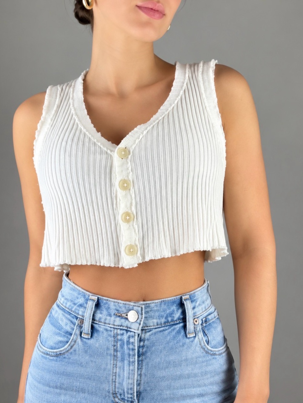 BDG Urban Outfitters Ivory Ribbed Button Front Cropped Tank Top M NWOT